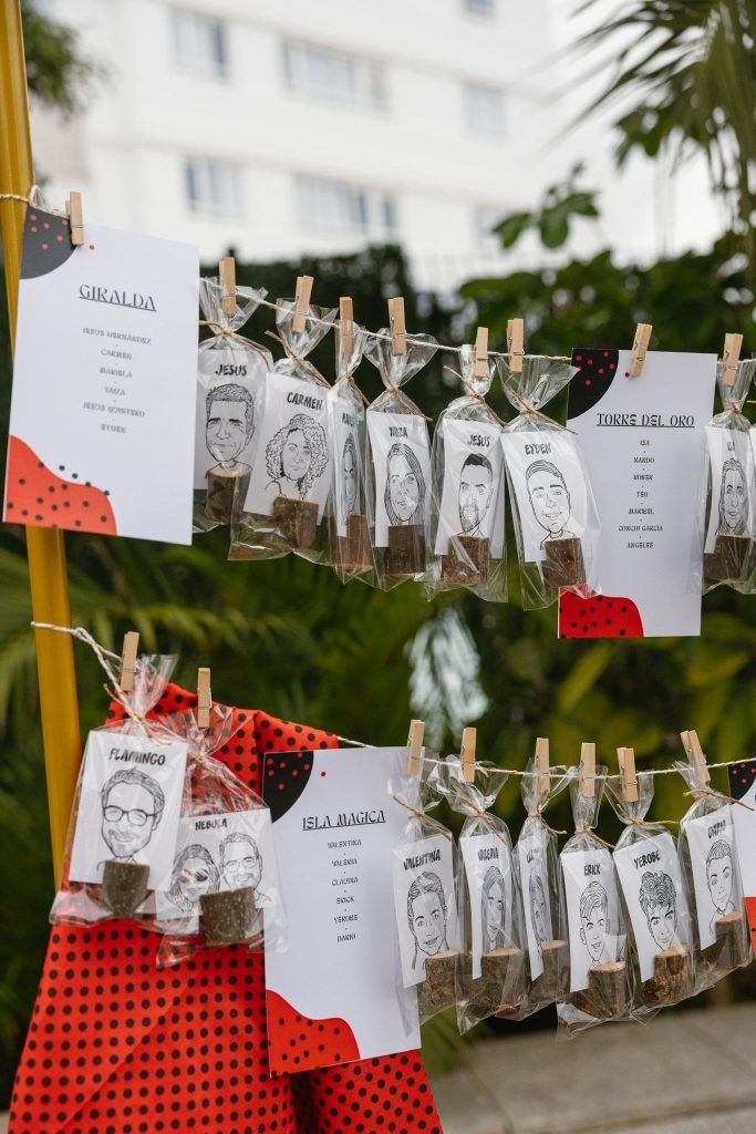 Marcasitios Boda con soporte